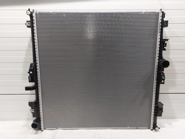 Engine Cooling Radiator
